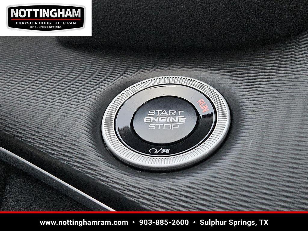 new 2025 Jeep Grand Cherokee L car, priced at $44,557