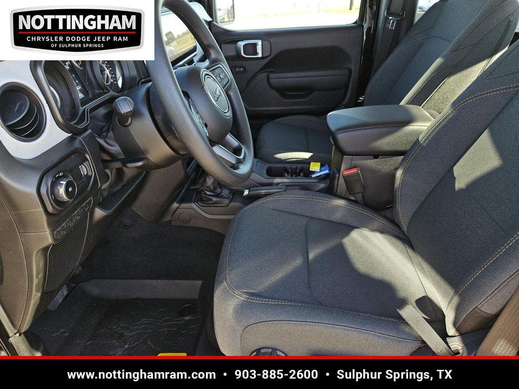 new 2026 Jeep Wrangler car, priced at $40,704