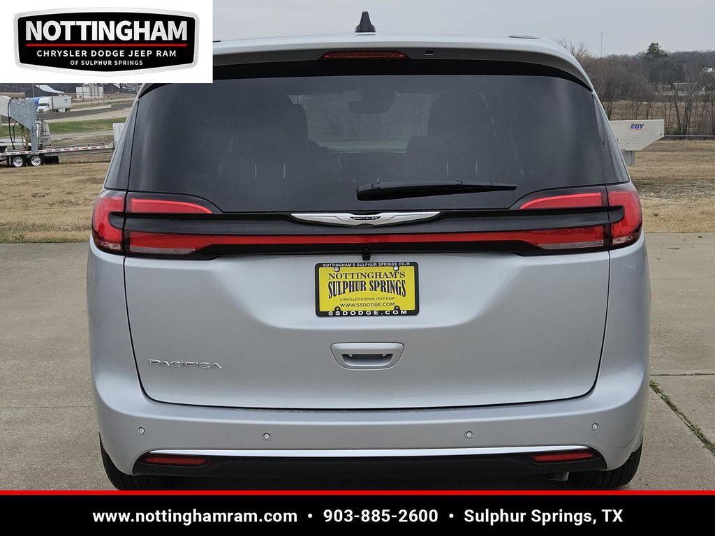 new 2026 Chrysler Pacifica car, priced at $41,641