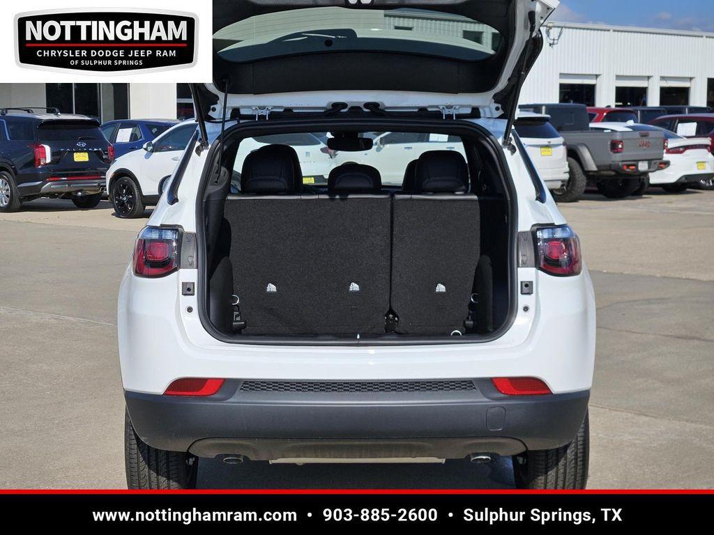 new 2026 Jeep Compass car, priced at $33,789