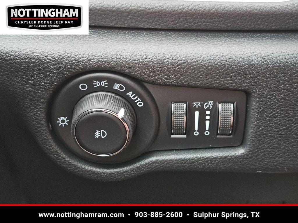 new 2026 Chrysler Pacifica car, priced at $43,680