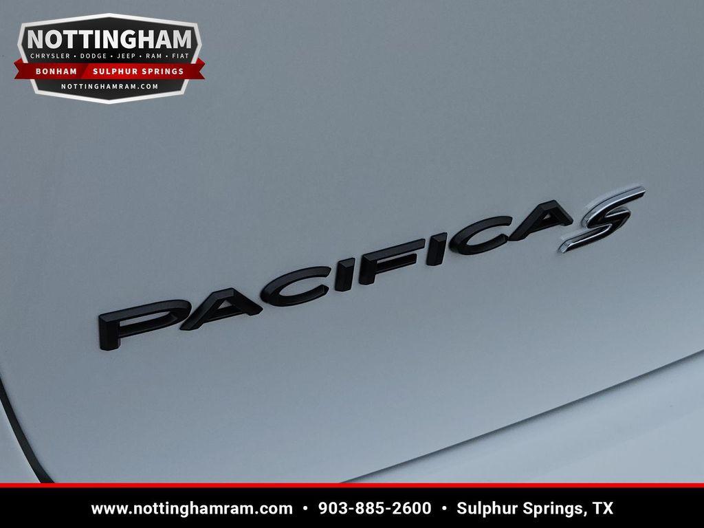 new 2026 Chrysler Pacifica car, priced at $43,149
