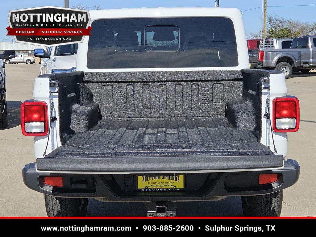 new 2026 Jeep Gladiator car, priced at $48,399