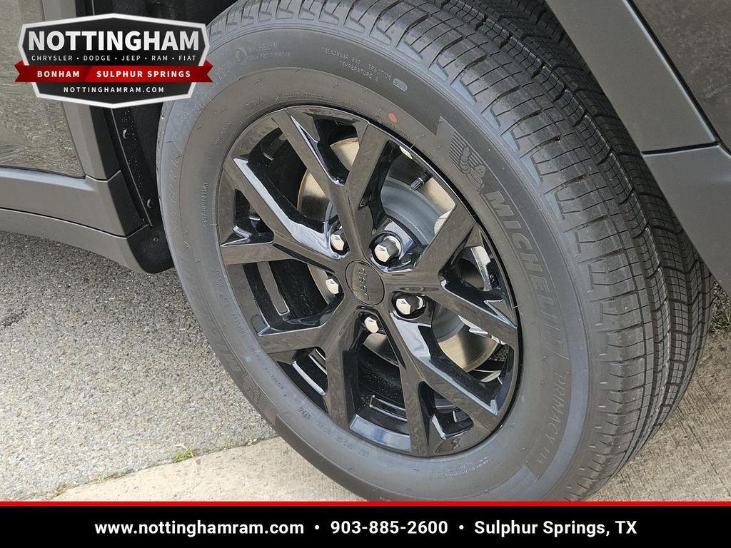 new 2026 Jeep Grand Cherokee L car, priced at $42,949