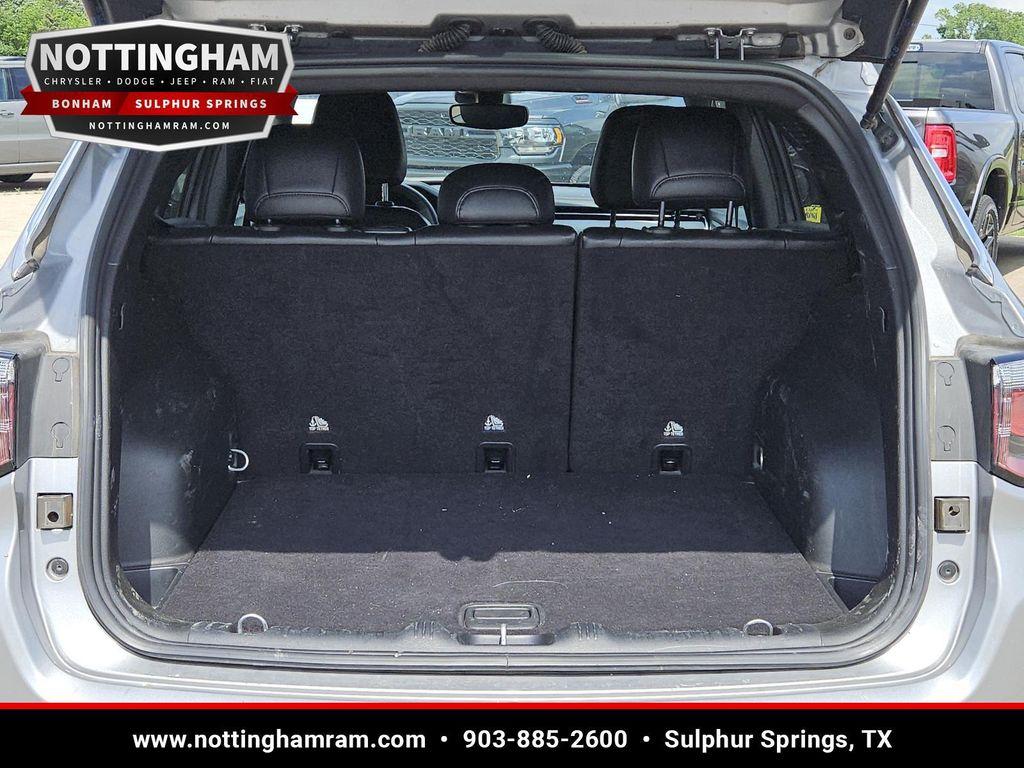 used 2024 Jeep Compass car, priced at $19,000