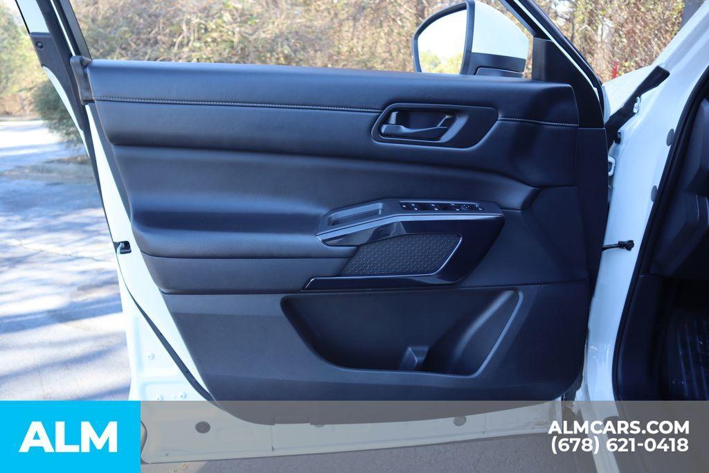 used 2025 Nissan Pathfinder car, priced at $29,220