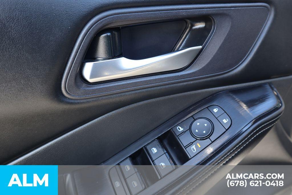 used 2024 Nissan Rogue car, priced at $17,920