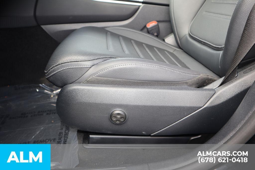 used 2025 Mercedes-Benz GLC 350e car, priced at $49,460