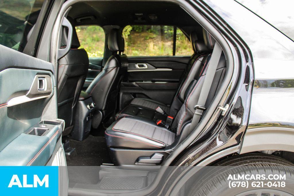 used 2025 Ford Explorer car, priced at $37,164