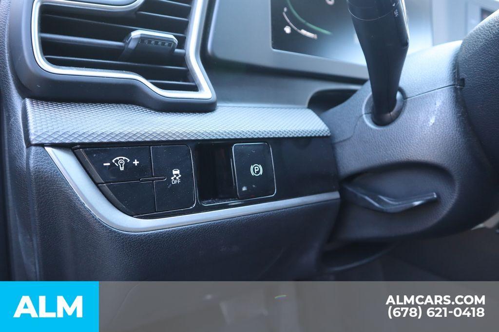 used 2024 Kia Sportage car, priced at $17,920