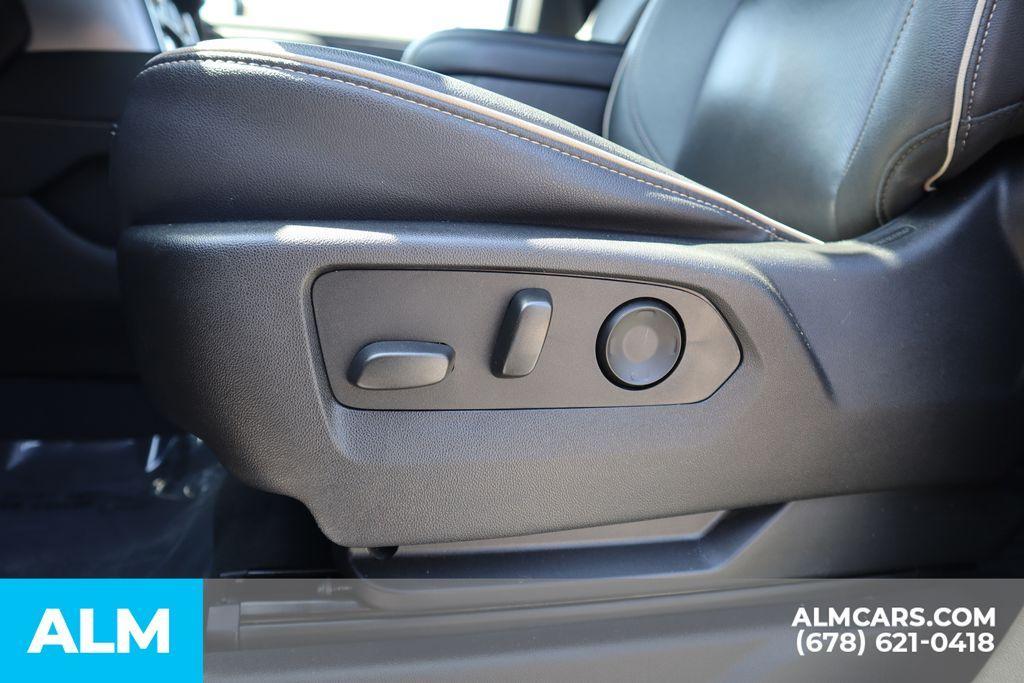 used 2023 GMC Yukon car, priced at $55,970