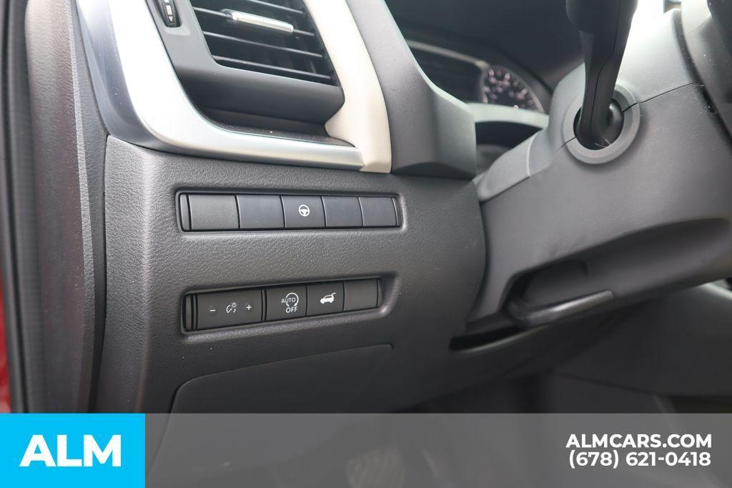 used 2025 Nissan Rogue car, priced at $20,420
