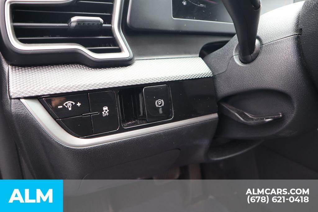 used 2024 Kia Sportage car, priced at $18,920