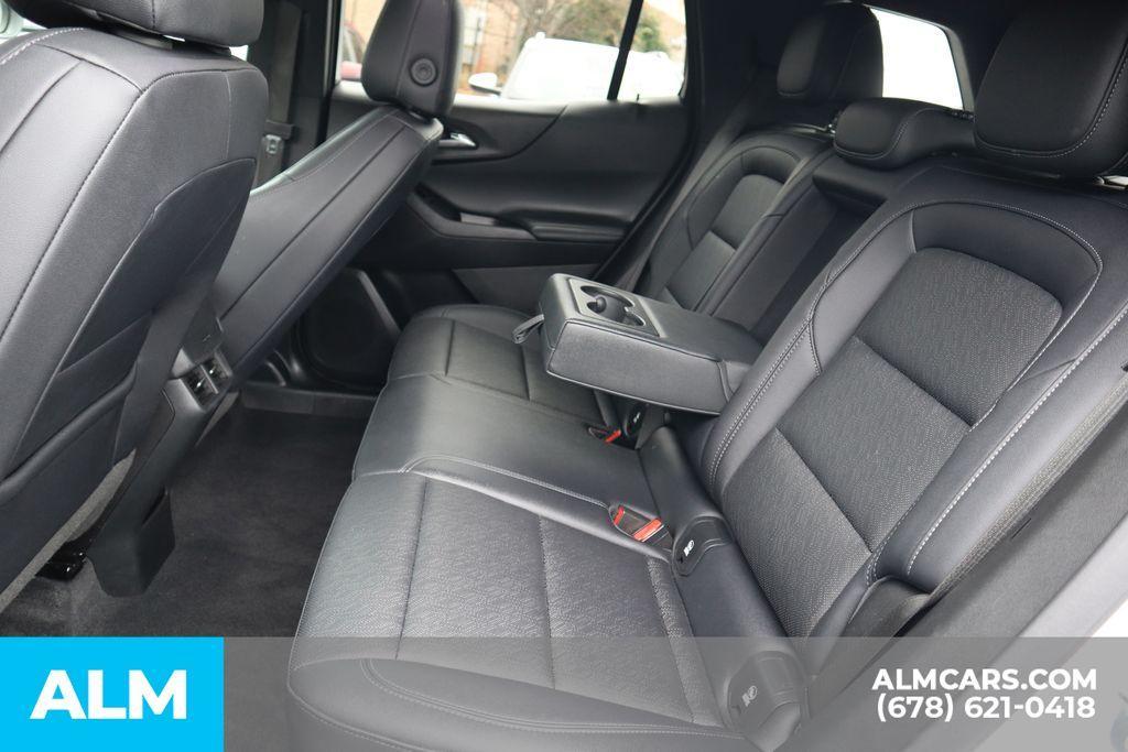 used 2025 Chevrolet Equinox car, priced at $22,420