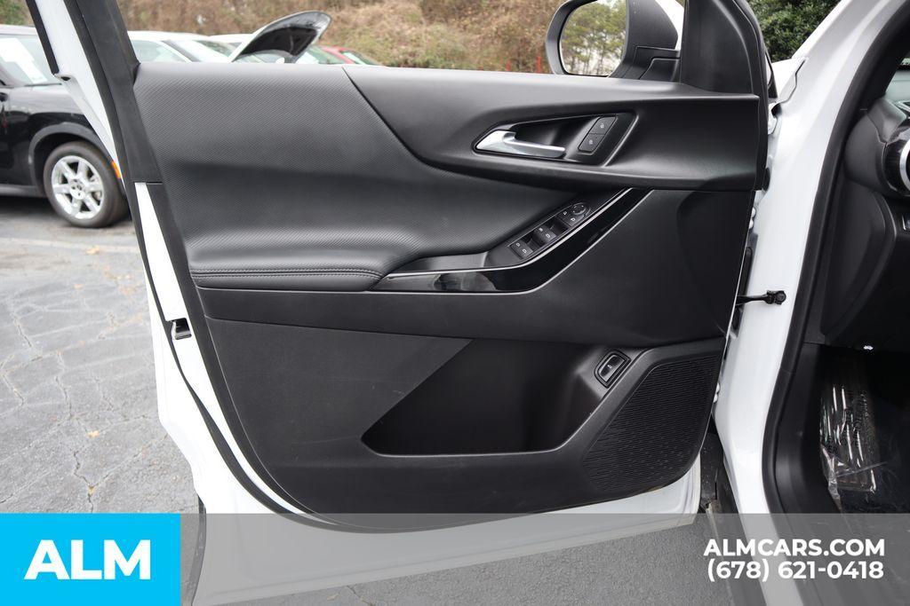 used 2025 Chevrolet Equinox car, priced at $22,420