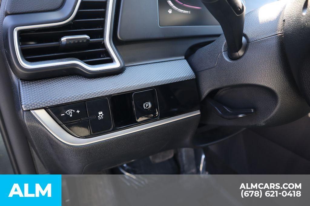 used 2024 Kia Sportage car, priced at $18,420