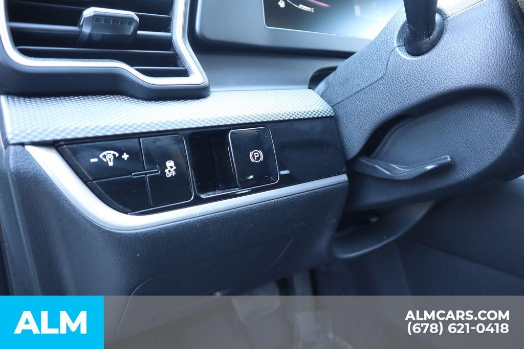 used 2024 Kia Sportage car, priced at $17,920