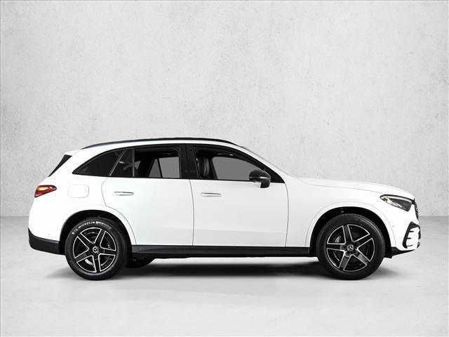 Mercedes-Benz GLC view 4