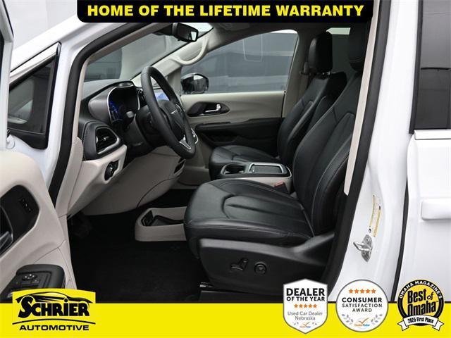 used 2024 Chrysler Pacifica car, priced at $40,398