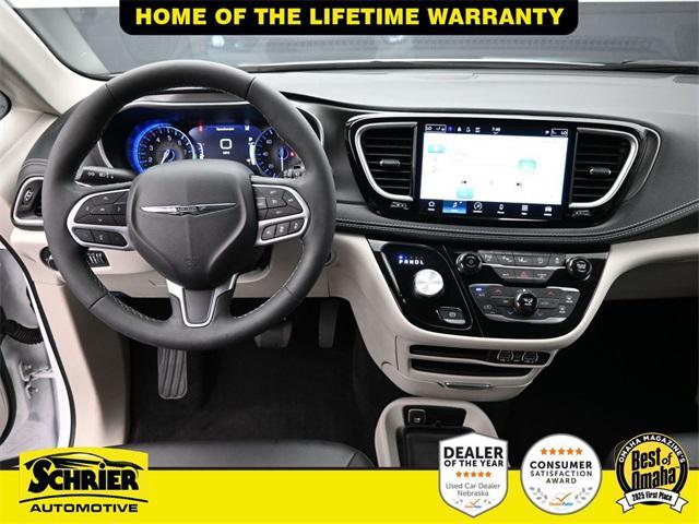 used 2024 Chrysler Pacifica car, priced at $40,398