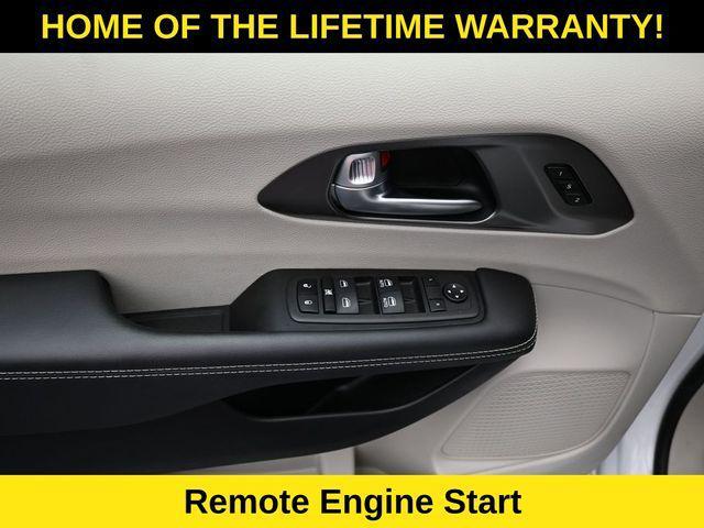 used 2024 Chrysler Pacifica car, priced at $38,293