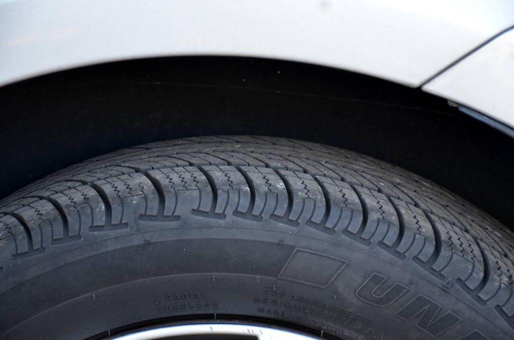 used 2013 FIAT 500 car, priced at $5,600