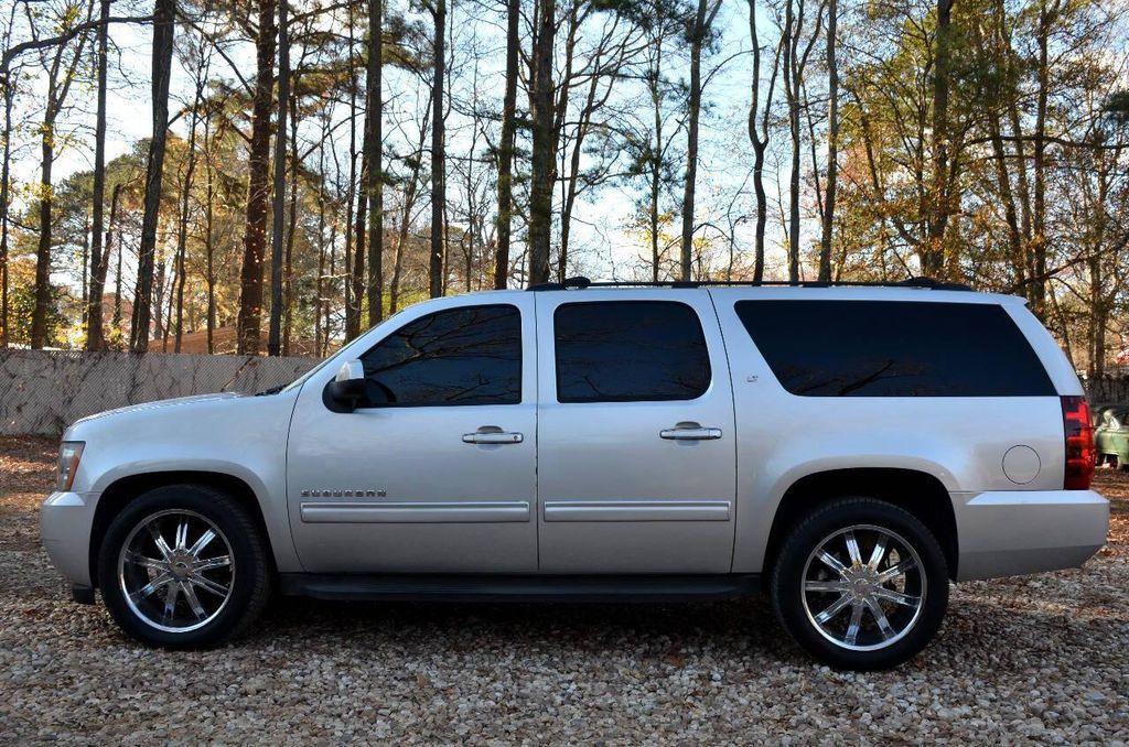 used 2012 Chevrolet Suburban car, priced at $11,500