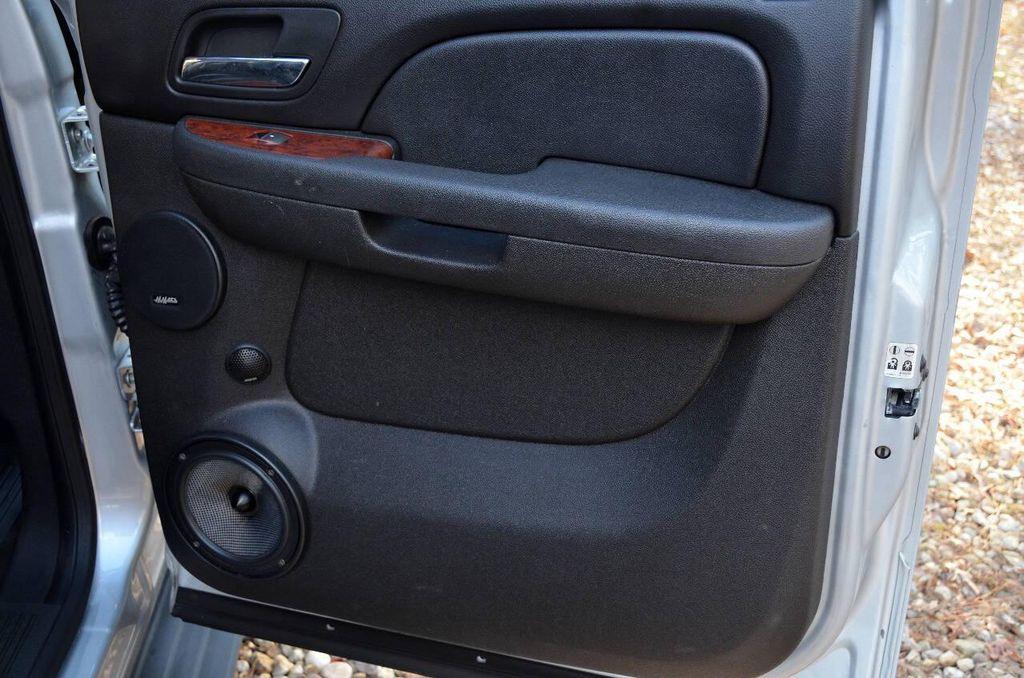 used 2012 Chevrolet Suburban car, priced at $11,500