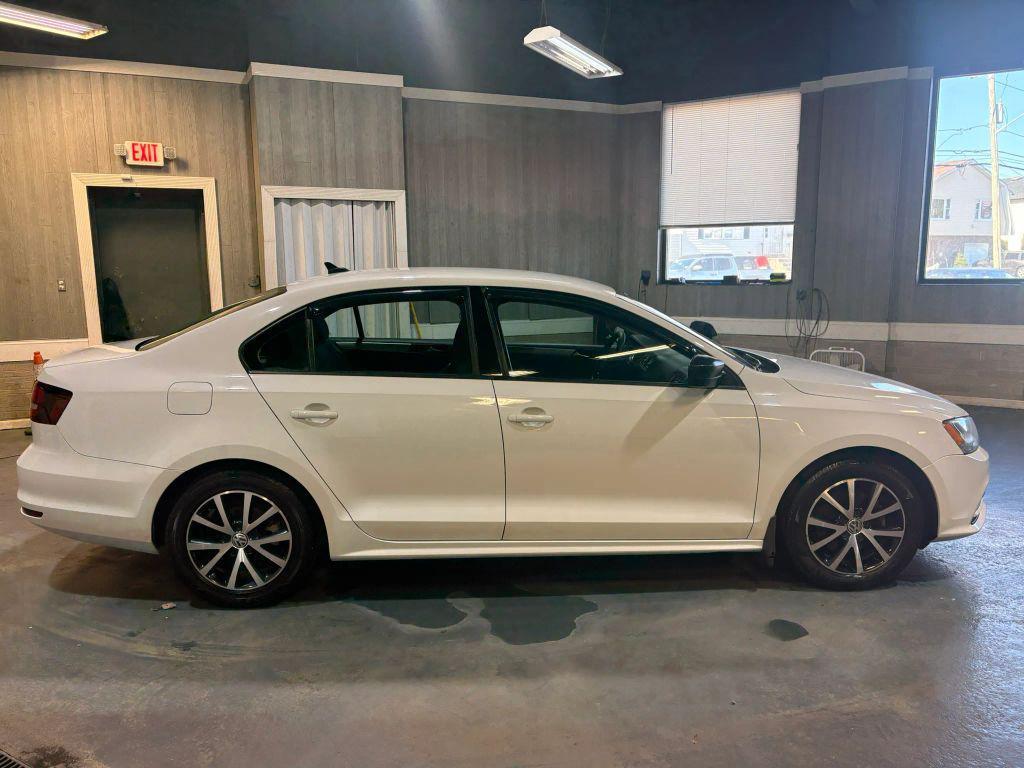 used 2016 Volkswagen Jetta car, priced at $6,995