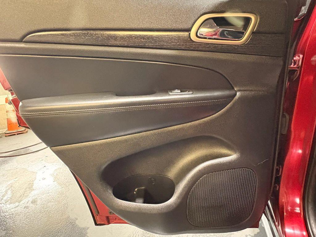 used 2014 Jeep Grand Cherokee car, priced at $8,995