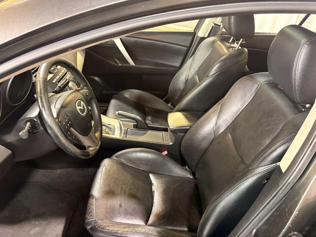 used 2011 Mazda Mazda3 car, priced at $5,395