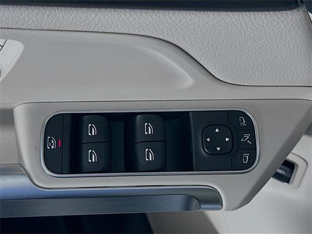 new 2026 Mercedes-Benz GLB 250 car, priced at $48,030