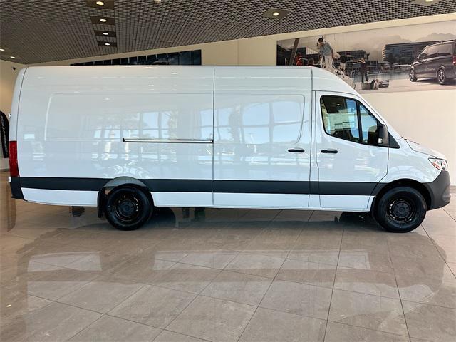 new 2026 Mercedes-Benz Sprinter 2500 car, priced at $64,985