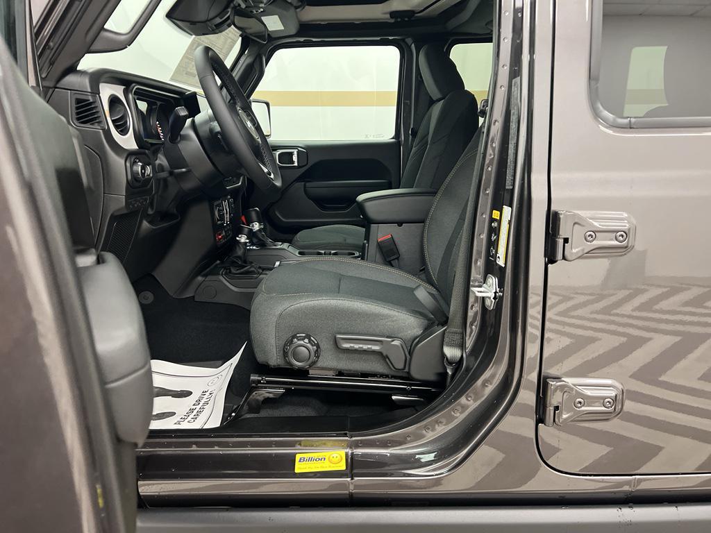 new 2026 Jeep Wrangler car, priced at $51,363