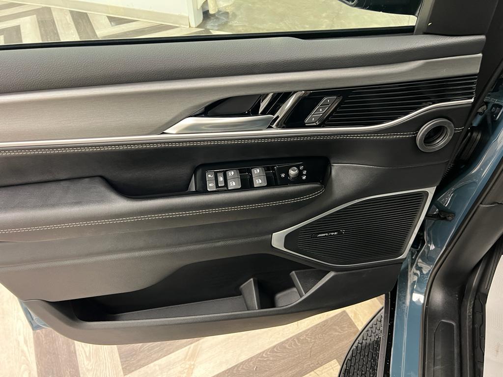 new 2026 Jeep Grand Wagoneer car, priced at $73,657