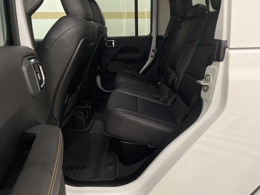 new 2025 Jeep Gladiator car, priced at $44,942