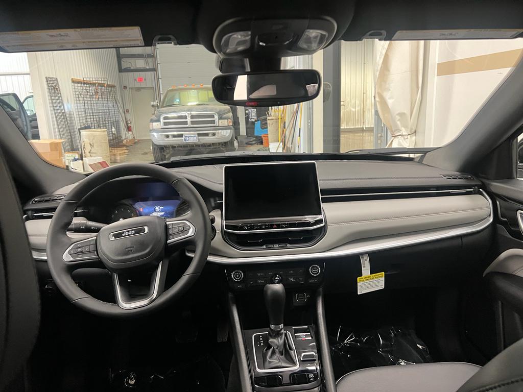 new 2026 Jeep Compass car, priced at $33,648