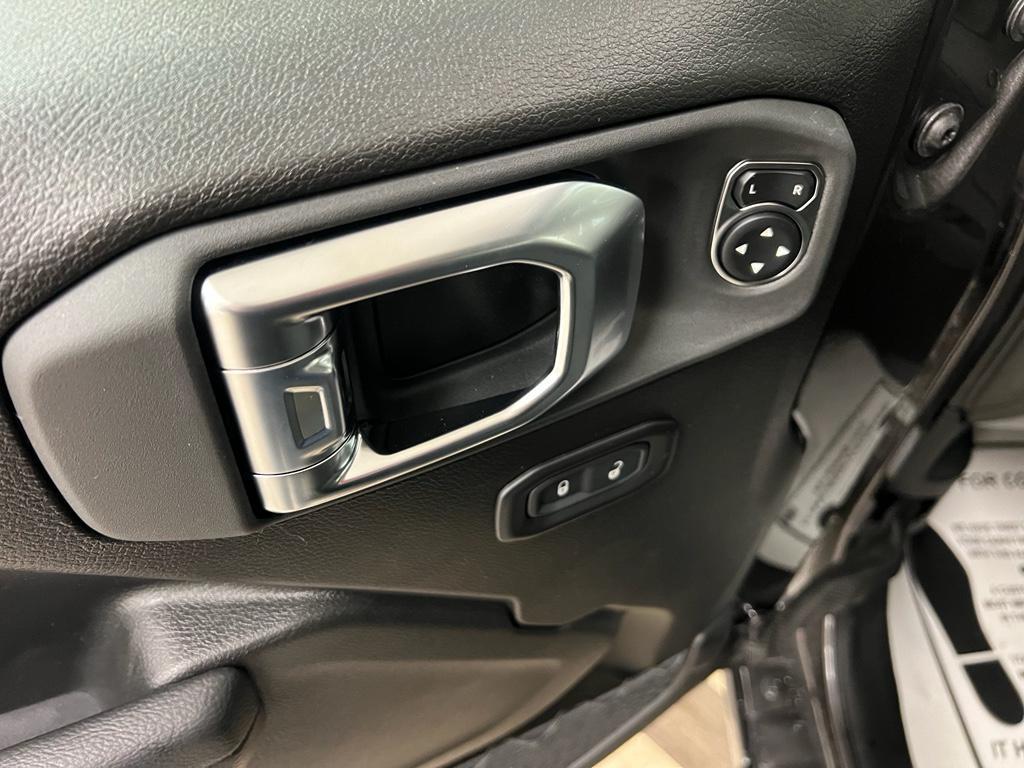 new 2026 Jeep Gladiator car, priced at $46,378