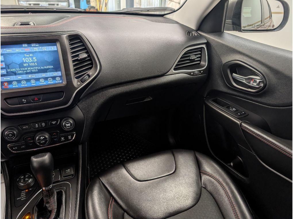 used 2020 Jeep Cherokee car, priced at $18,499
