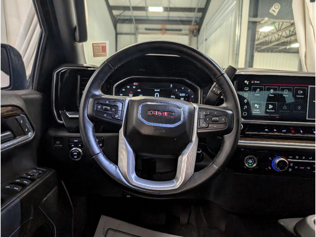 used 2024 GMC Sierra 1500 car, priced at $45,999