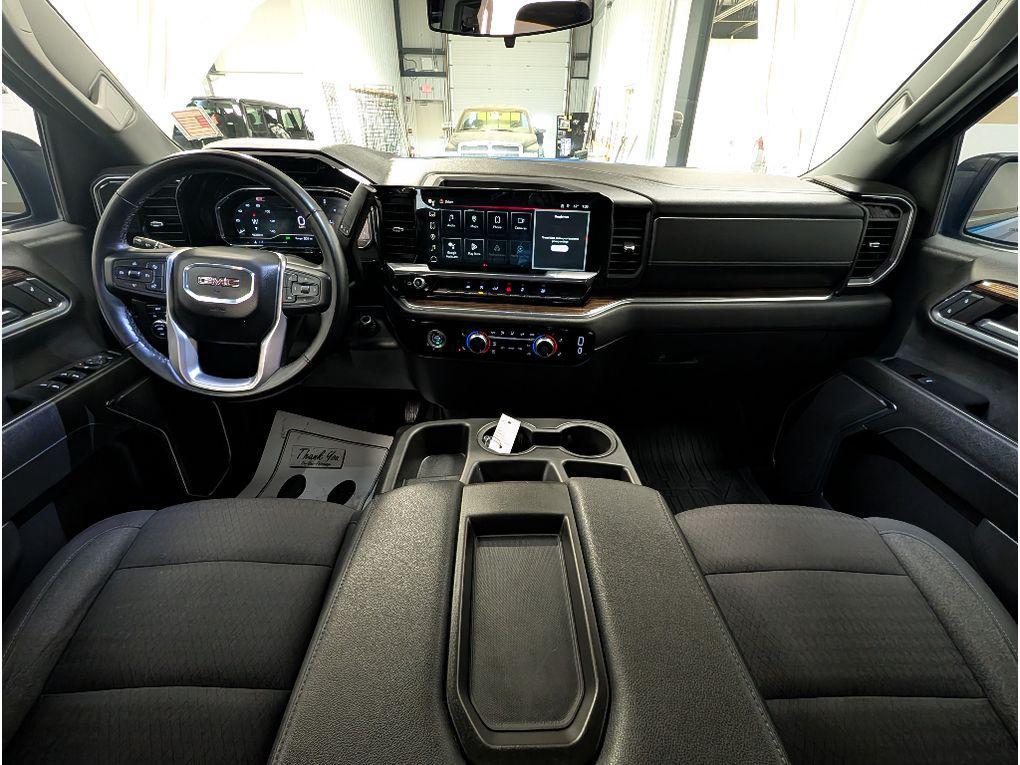 used 2024 GMC Sierra 1500 car, priced at $45,999