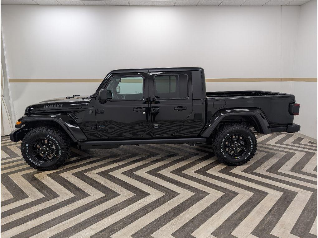 new 2026 Jeep Gladiator car, priced at $48,649