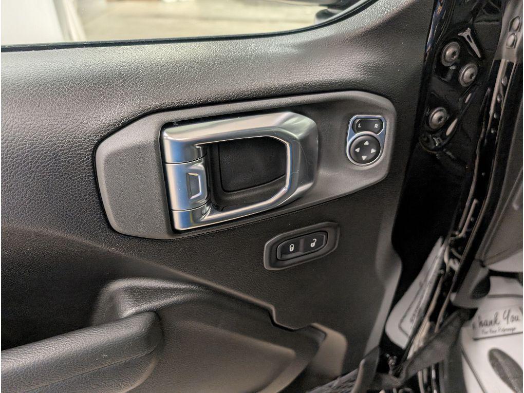 new 2026 Jeep Gladiator car, priced at $48,649