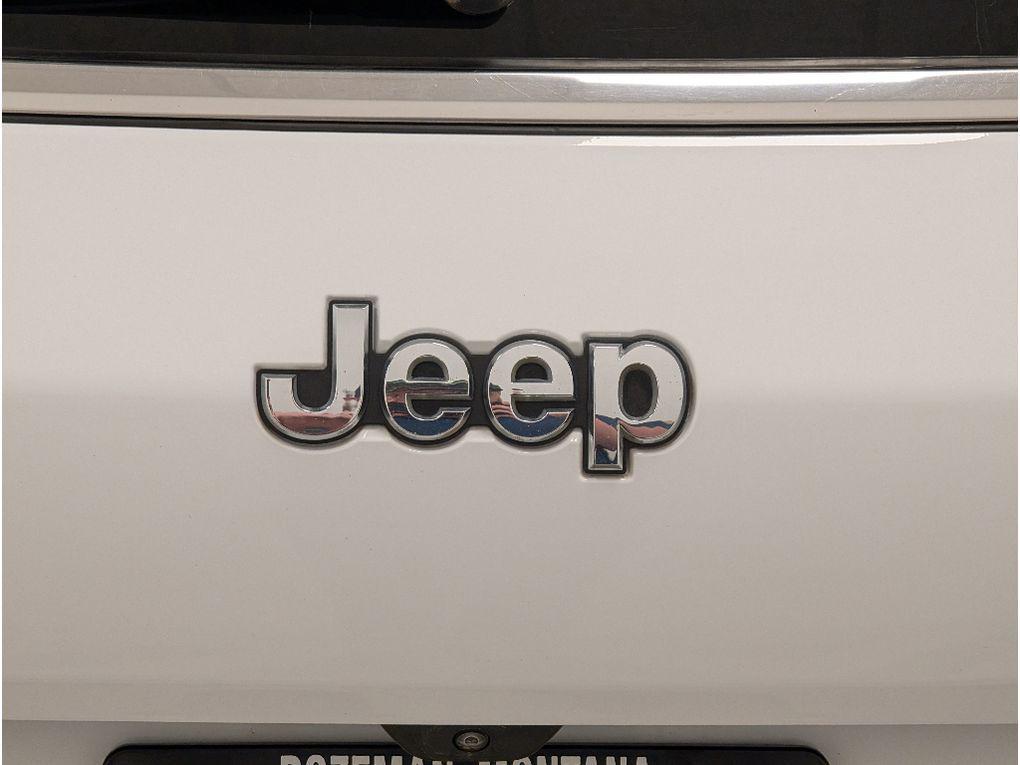 used 2022 Jeep Grand Cherokee L car, priced at $26,499
