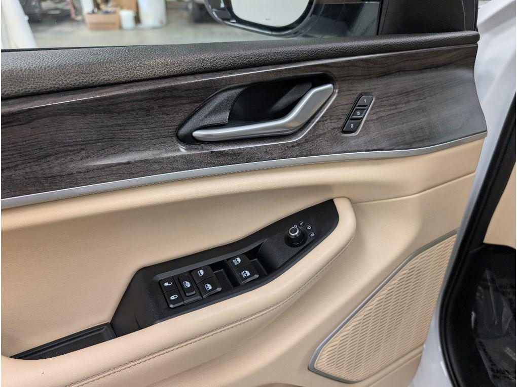 used 2022 Jeep Grand Cherokee L car, priced at $26,499