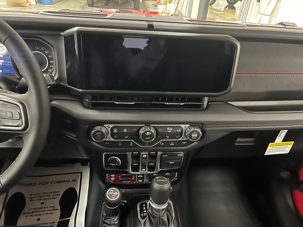 new 2026 Jeep Gladiator car, priced at $59,774