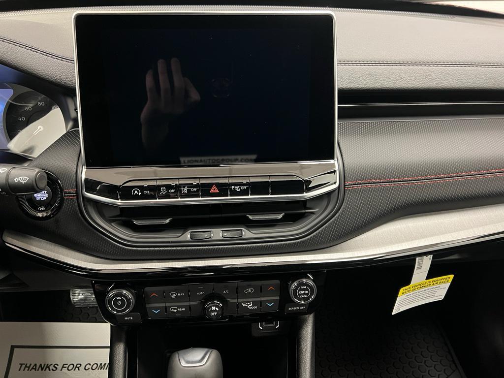 new 2026 Jeep Compass car, priced at $34,084