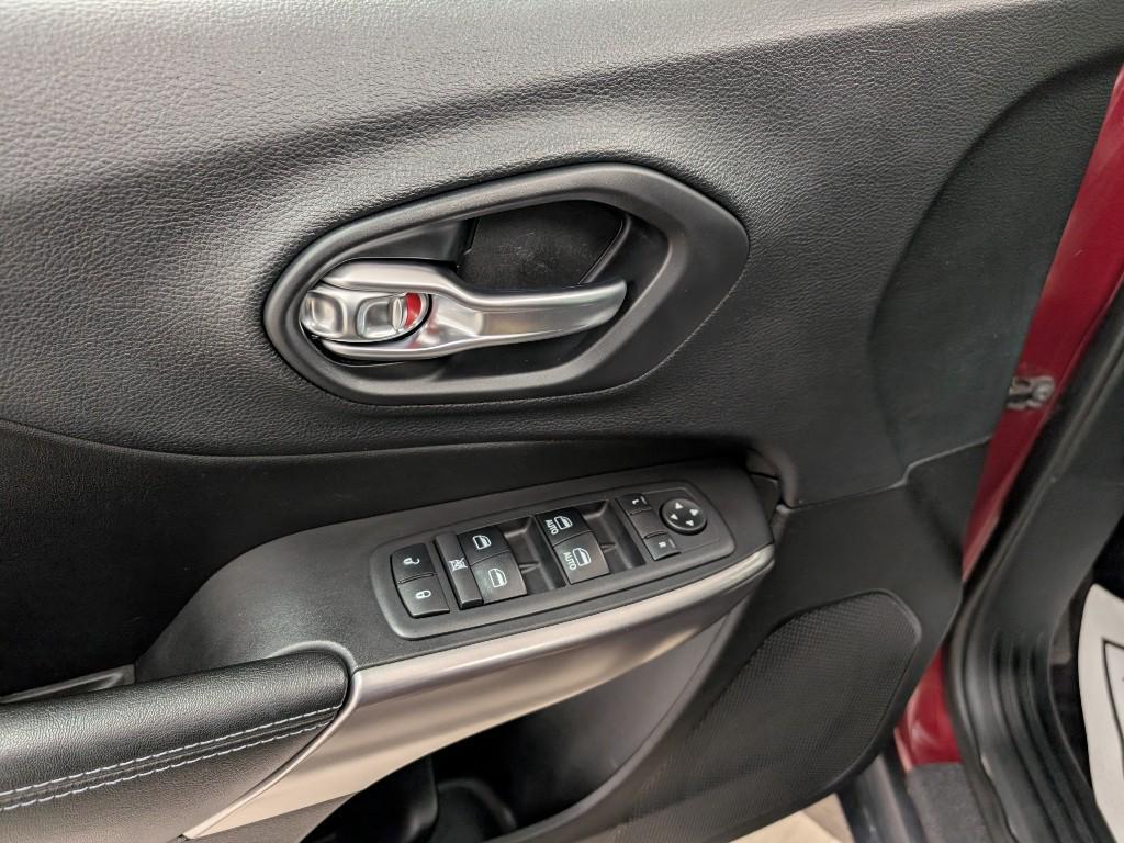 used 2019 Jeep Cherokee car, priced at $19,899