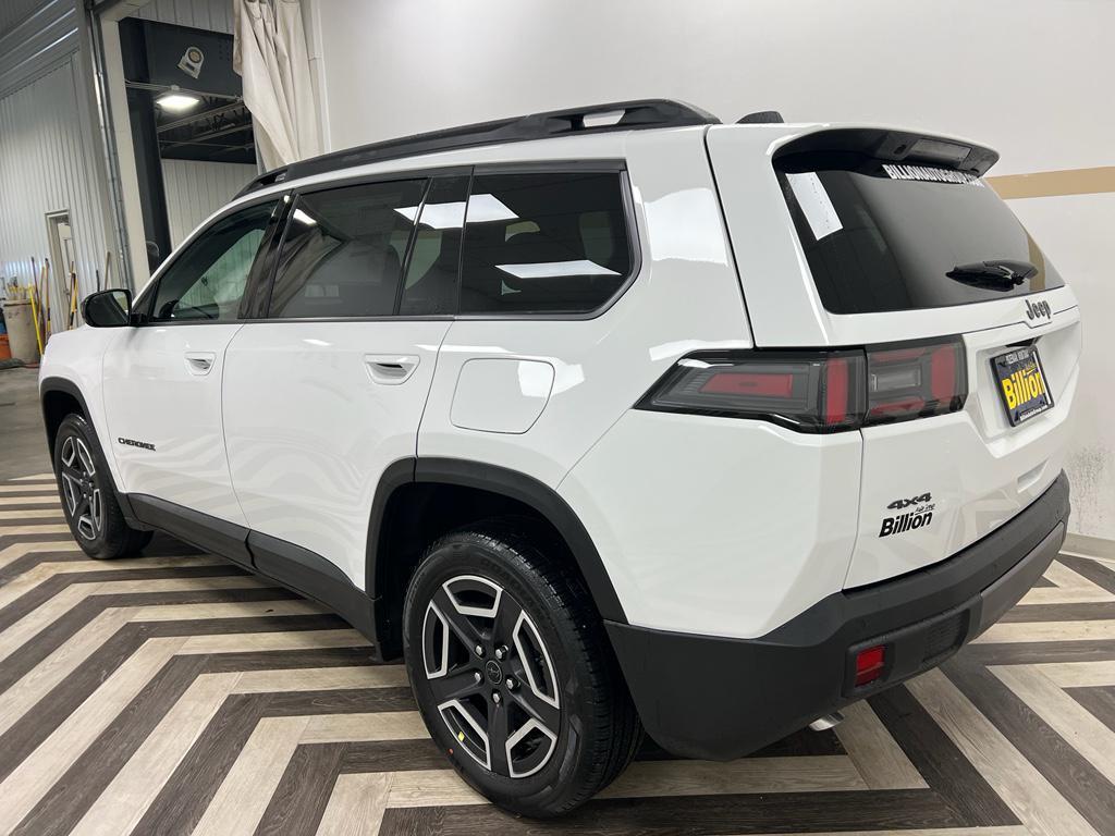 new 2026 Jeep Cherokee car, priced at $42,254
