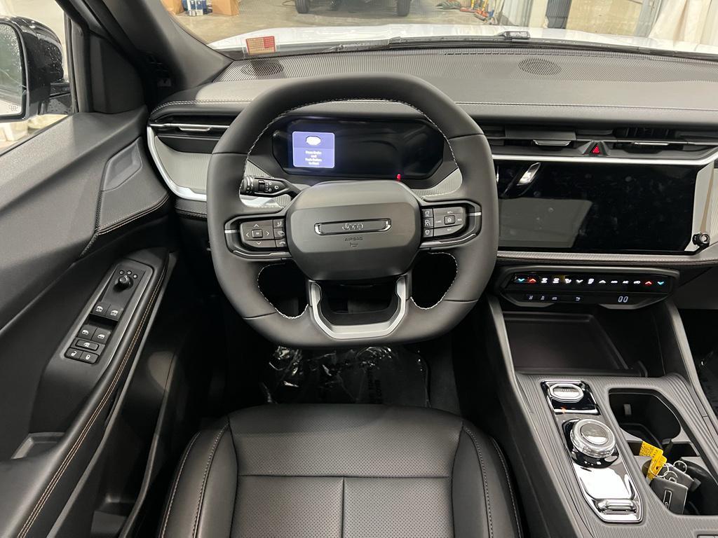 new 2026 Jeep Cherokee car, priced at $42,254